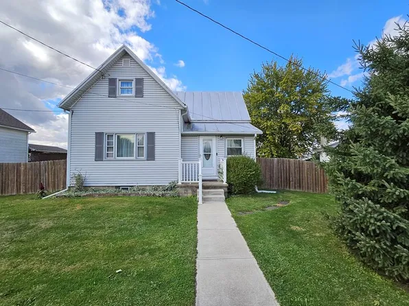 2422 Western Ave, North Robinson, OH 44827