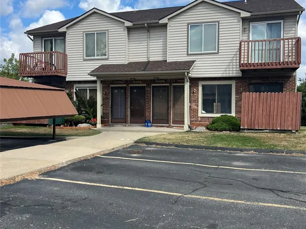 18914 E Forteen Mile Rd, Roseville, MI 48066
