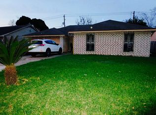 10934 W Bellfort St, Houston, TX 77099