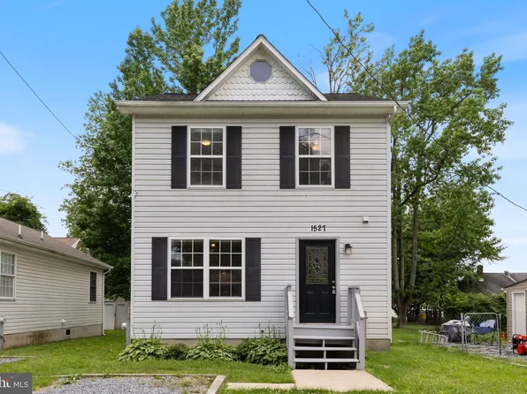 1527 Lincoln Rd, Shady Side, MD 20764