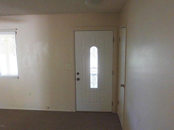 3rd image of 9833 N 107th Ave