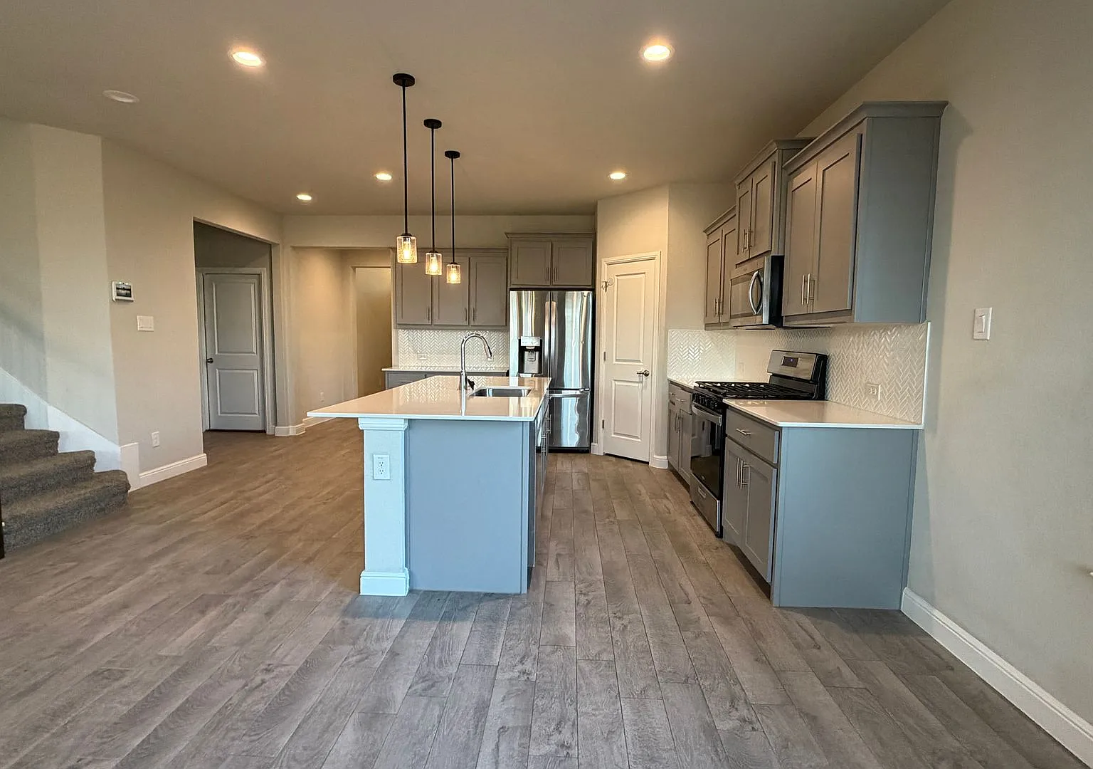 Spacious New Build In Krum School Ready For Move-In — Photo 4