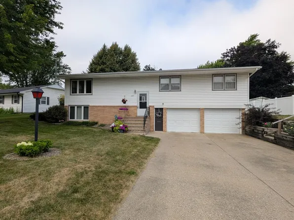 509 5th St NE, Waseca, MN 56093