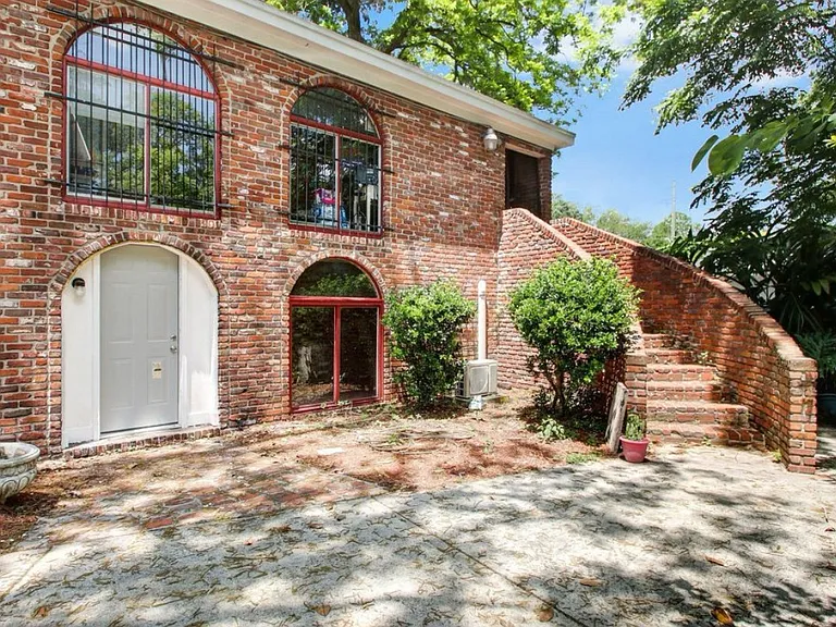 2325 Spring Park Rd #B — Photo 8