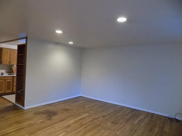 12020 SW Lincoln Ave — Photo 13