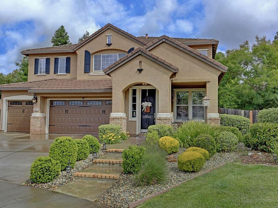1st image of 225 Skeena Ct