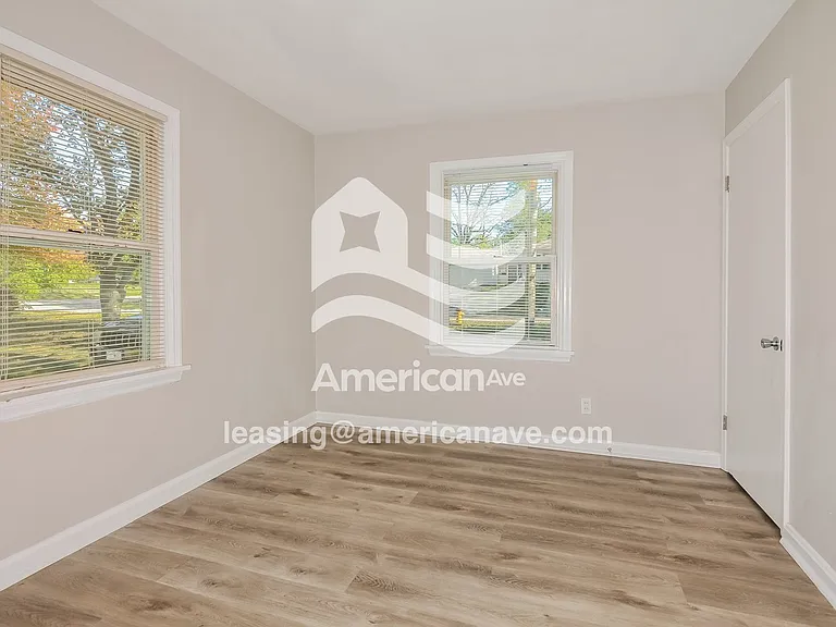 470349_011_wm_-_bedroom_13252258.jpg