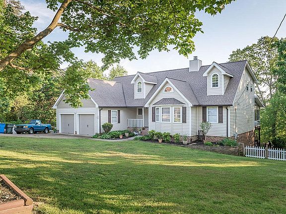 2nd image of 6405 Forest Meade Dr