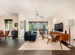 251 Daniel Burnham Sq APT 302, Columbus, OH 43215