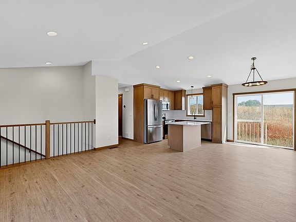 5th image of 6230 Cody Pl NW