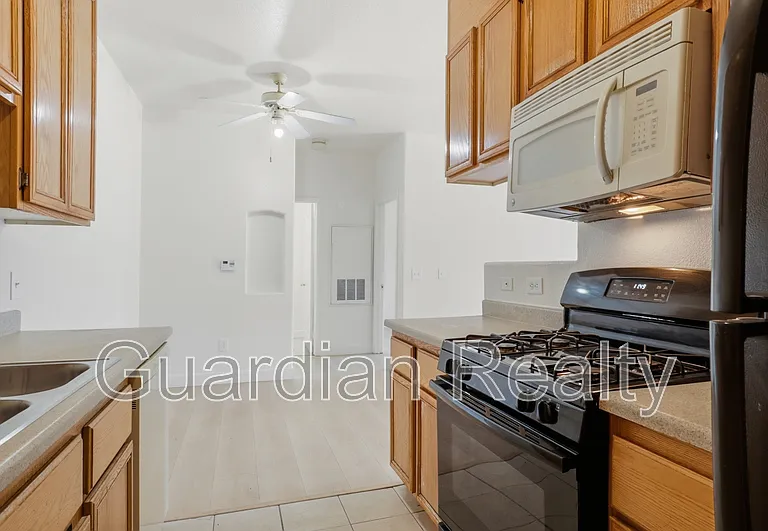 4730 E Craig Rd #1140 — Photo 9