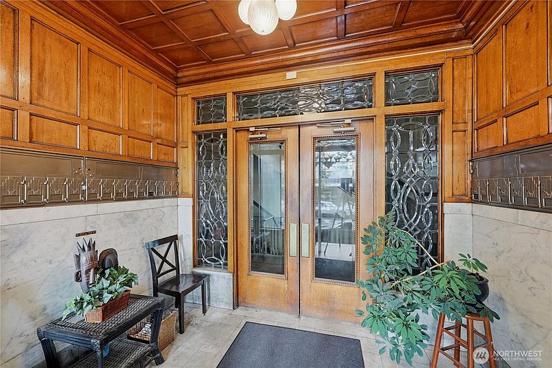 2nd image of 7 Harrison Street #2