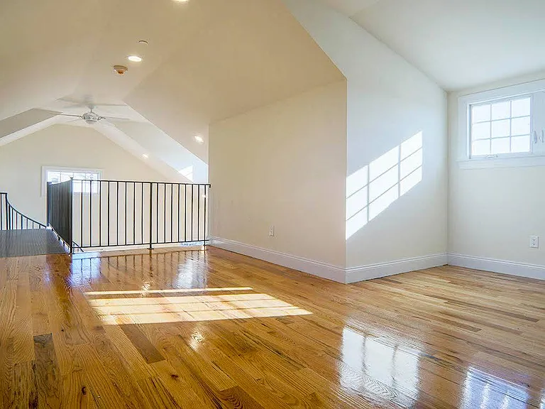 40 Cedar Swamp Rd #1001 — Photo 5