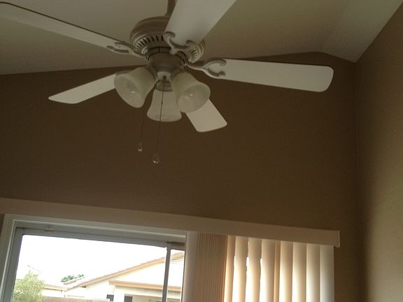 3rd image of 11837 W Corrine Dr