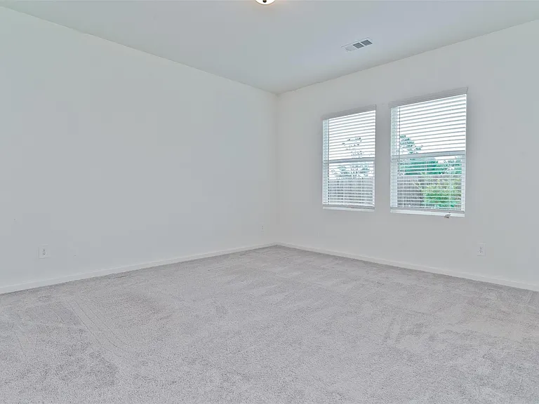 1637 Shadow Hawk Dr — Photo 11