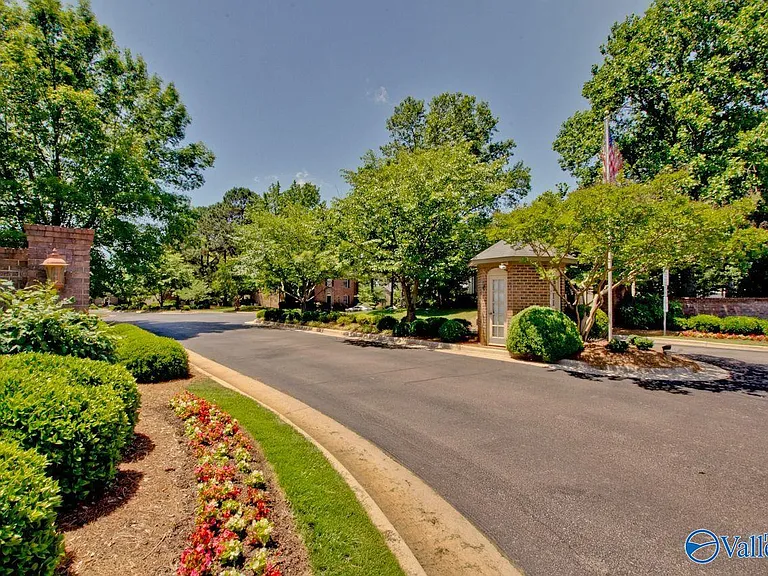 313 Kensington Ct SW #313 — Photo 34