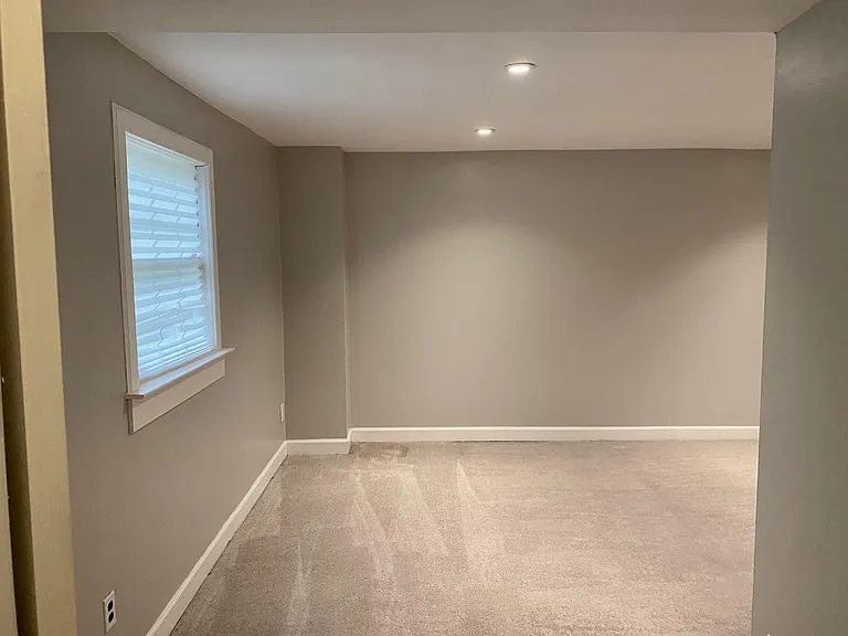 2503 Acorn Ave NE — Photo 9