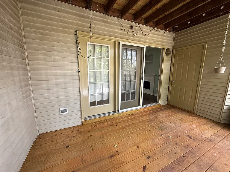 6602 Thackwell Way #F — Photo 23