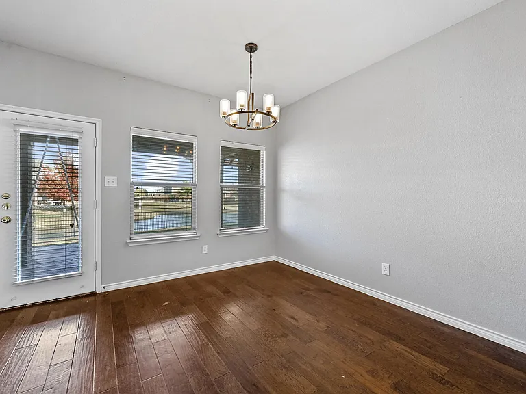 5590 Manitou Dr — Photo 16