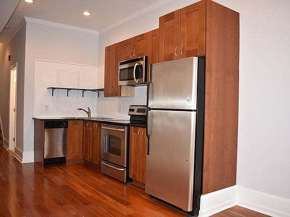 4th image of 3009 W Girard Ave Floor 2