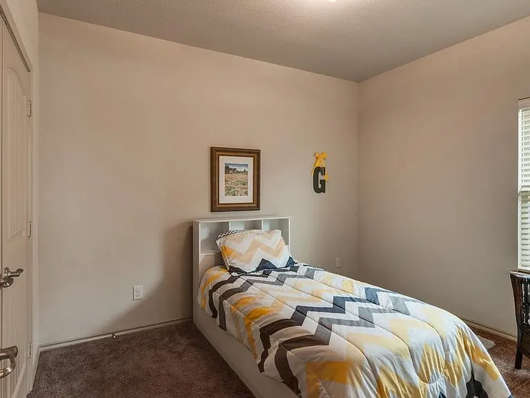 4624 Lazy Oaks St — Photo 18