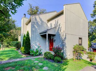 8707 Olde Colony Trl APT 6, Knoxville, TN 37923