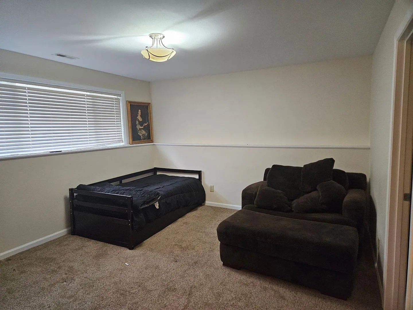 Fully Furnished Split Level Two-Bedroom Home — Photo 4