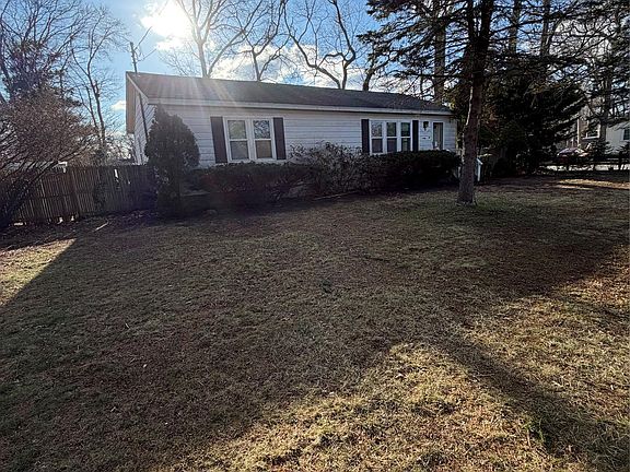 2nd image of 60 Webb Avenue