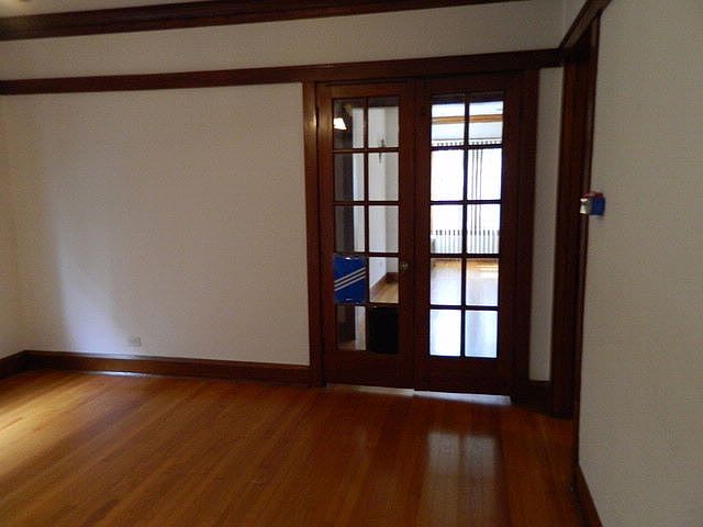2nd image of 3335 N Avers Ave #1