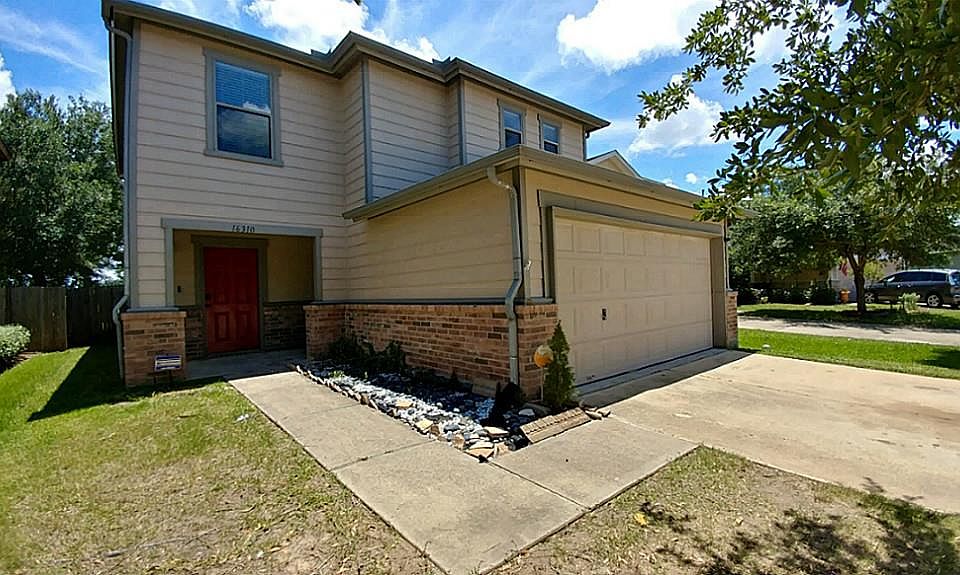 1st image of 16310 Kendons Way Ln