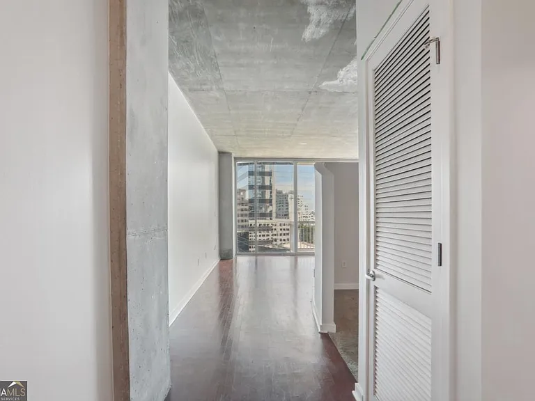 3324 Peachtree Rd NE #915 — Photo 8