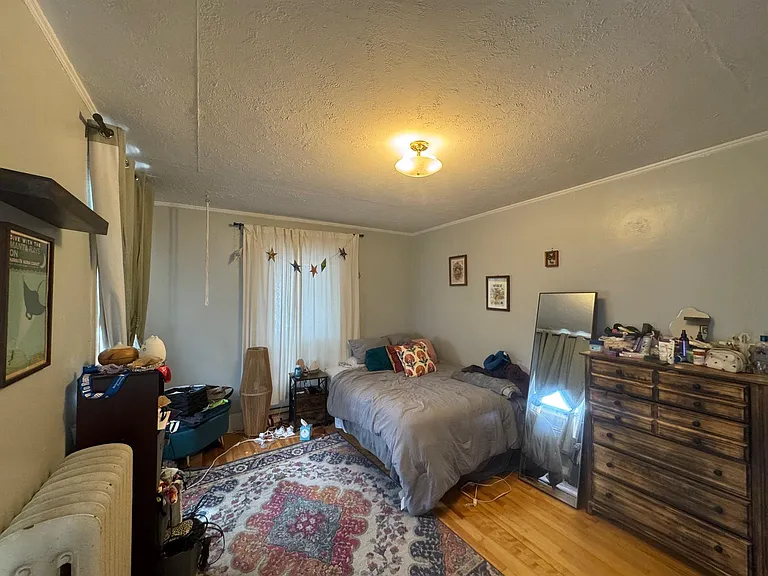 109 Orchard St — Photo 7