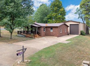 401 N Carter St, Desloge, MO 63601