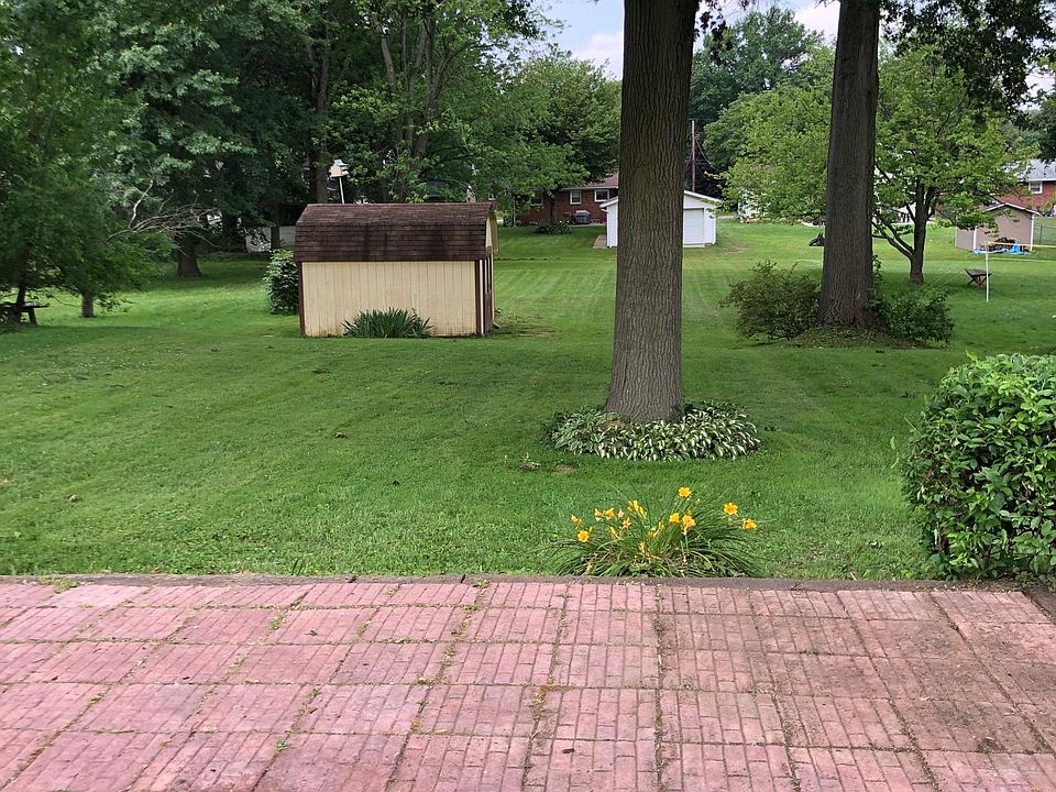 2nd image of 235 Elmford Ave SW