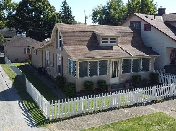 120 S Zane Ave, Lancaster, OH 43130
