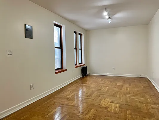 Rented by Crosstown Apartments NYC | media 11