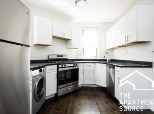 3822 N Greenview Ave #2W, Chicago, IL 60613