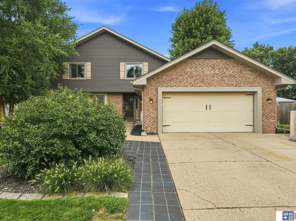 6408 Tanglewood Ln, Lincoln, NE 68516