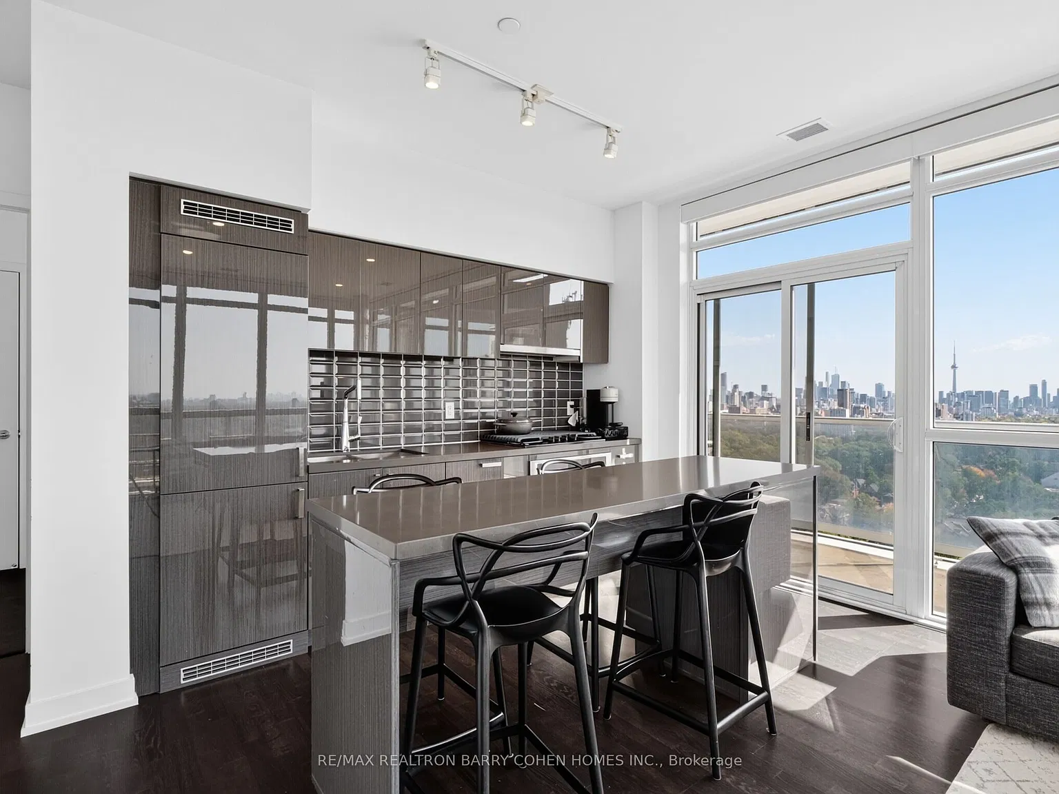 2 bed, $4,500 — Photo 4