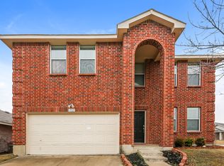 1737 Rialto Way, Justin, TX 76247