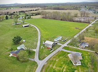 809 Clear Fork Rd, Russell Springs, KY 42642