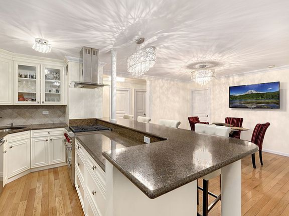 5th image of 245 E 87th St APT 10G