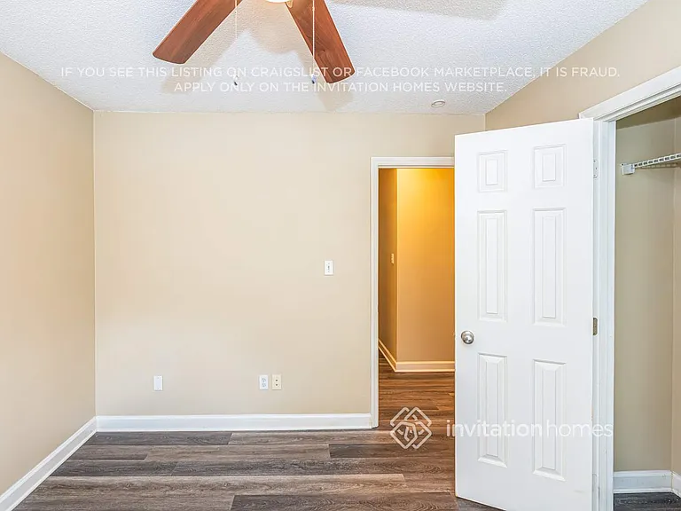 2704 Kempsford Pl — Photo 5