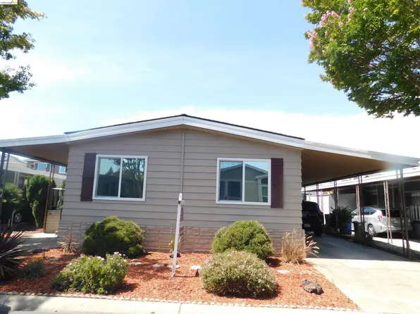 937 Northfield Dr, Hayward, CA 94544