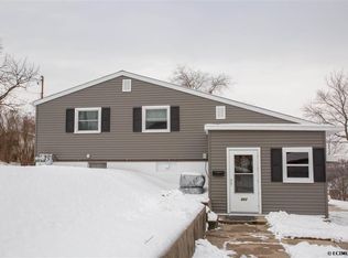 352 Oneill St, Dubuque, IA 52001