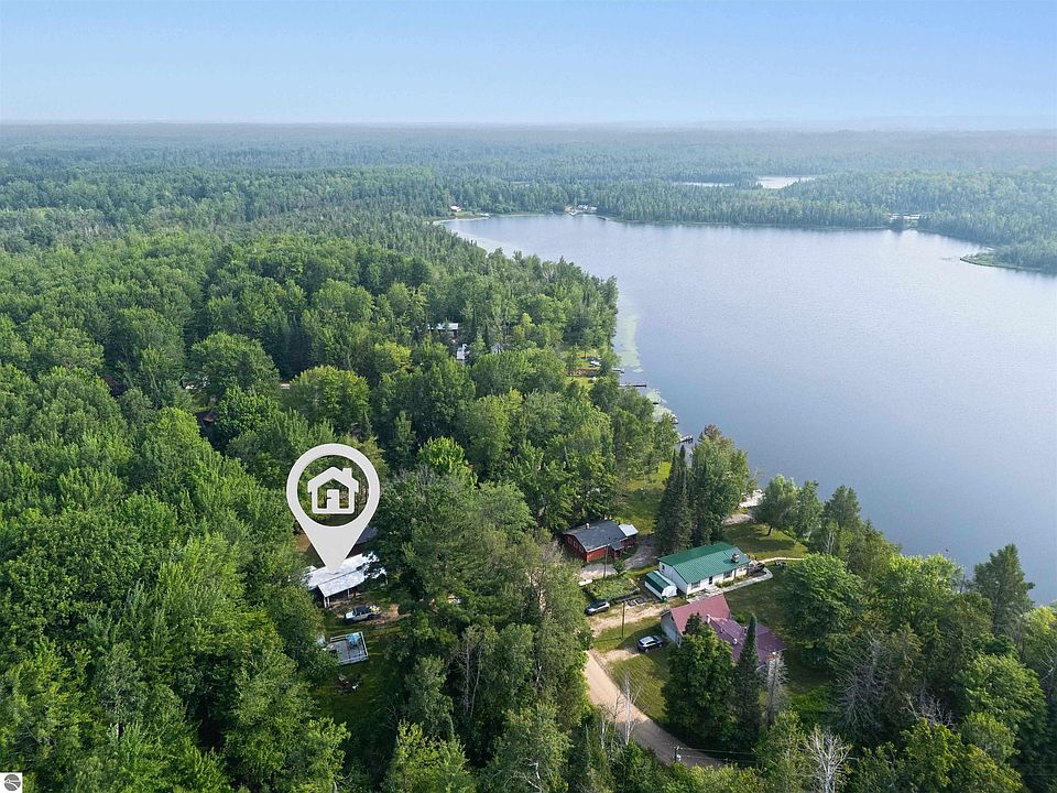 1st image of 1171 Wa Ba Tesse Dr NE
