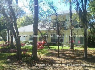 2195 Oak Forest Ln, Palm Harbor, FL 34683