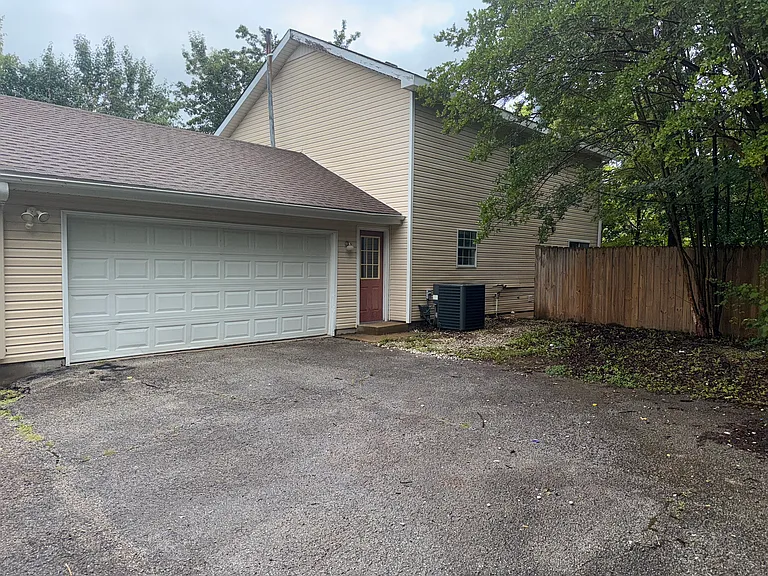 27 Hidden Valley Dr — Photo 2