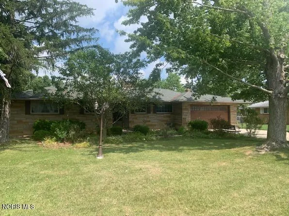 212 Cleveland Ave, Defiance, OH 43512