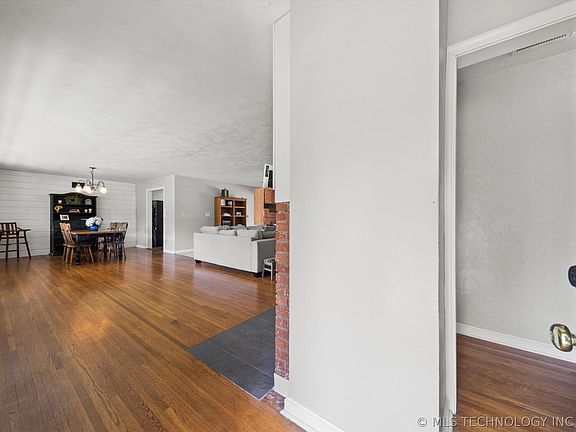 5th image of 705 S 87th East Ave